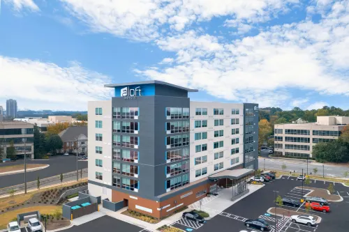Aloft Atlanta Perimeter Center - parking
