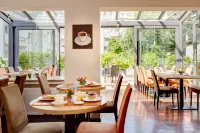 Hotel Imperial Dusseldorf, Sure Collection by BW - parking