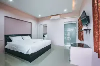 Onn Ruean Resort فنادق في Chom Bueng