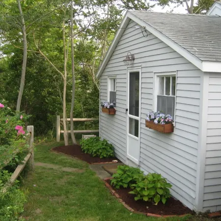 Waterfront Cottage - fantastic unobstructed views!!