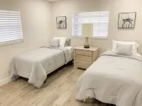 Beaches & Island Hopping to Singer & Peanut Islands - Intracoastal Home