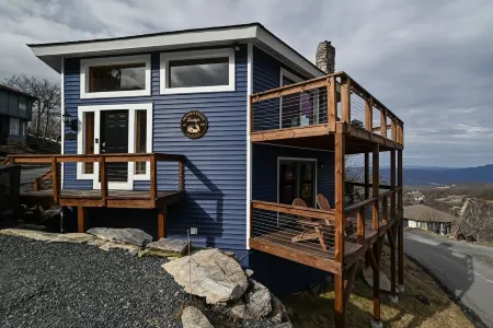 Ski-In/Out Luxury Lodge/Panoramic Sky High Views/Beech MTN