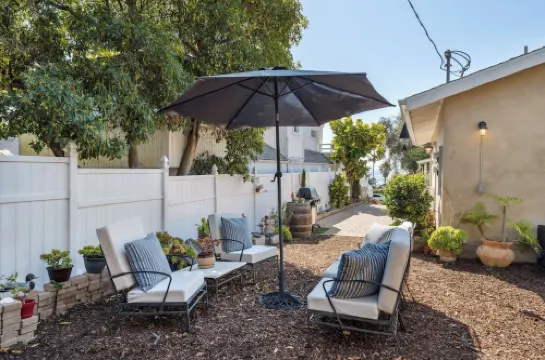 MAGICAL 5-STAR RATED OCEAN VIEW CUSTOM HOME -  PLEASE READ ALL OUR GUEST REVIEWS