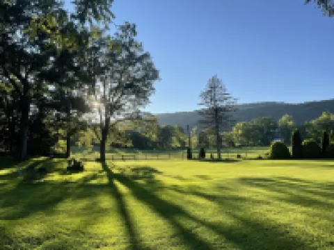 Historic Farm Property, 40 min. from Penn State 米夫林縣酒店