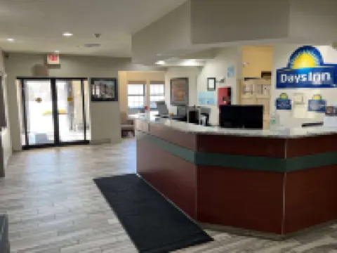 Days Inn by Wyndham Near Kansas Speedway Hotels in Wyandotte County