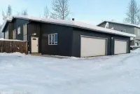 The Gilded Alaskan Venture Home [A] 메릴 공항 주변 호텔