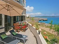 Sea view, terrace, close to beaches, modern, air conditioning, easy access, WiFi