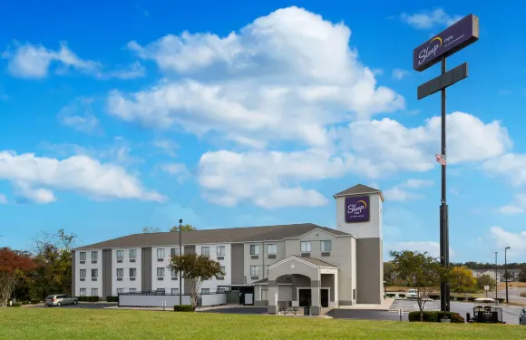 阿森斯I-65號舒眠酒店