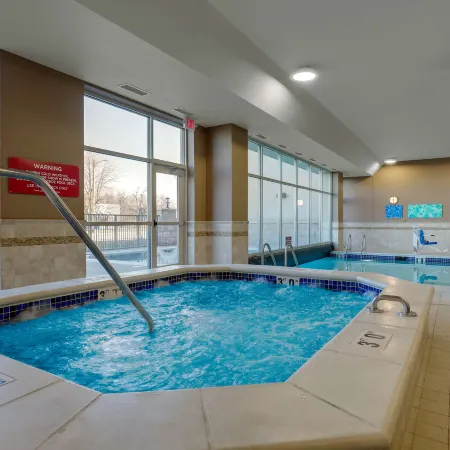 Drury Plaza Hotel Mt Vernon