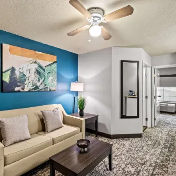 Best Western Plus Fort Wayne Inn  Suites North