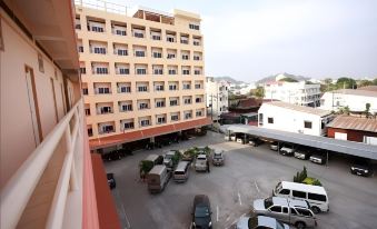 P.A. Place Hotel
