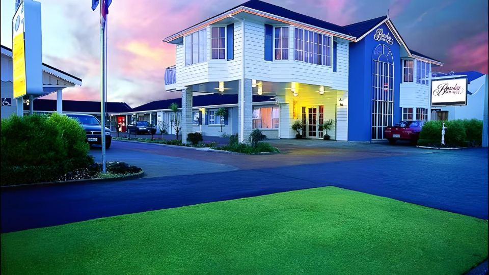 Barclay Motel