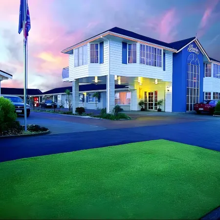 Barclay Motel