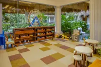 Family Selection at Grand Palladium Kantenah Resort & Spa - All Inclusive