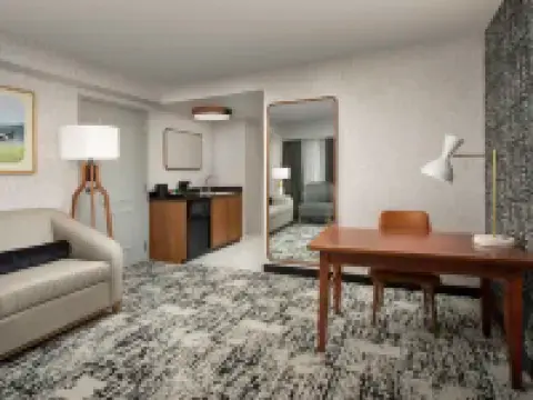 Embassy Suites by Hilton Dulles North Loudoun Hotels in Ashburn