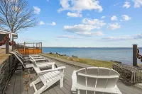 Luxury seaside retreat