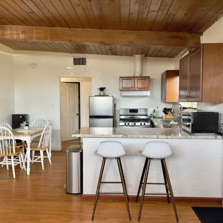 Kaweah Luxe Getaway with Laundry