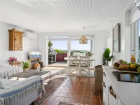 "Anselmi" - 25m from the sea