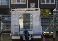 The LOVE Boat !