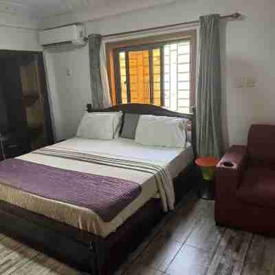 LaRosa Executive Guest House Rooms