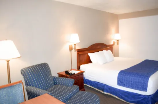 Attleboro Motor Inn Hotel di 
