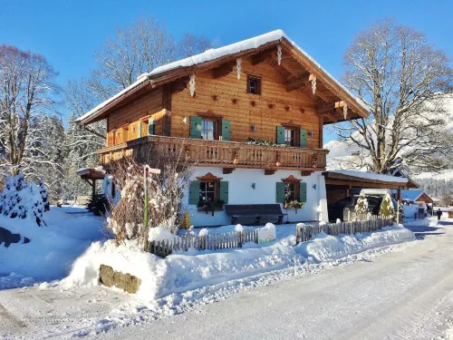 Detached Holiday Home in Ellmau Near the Ski Lift