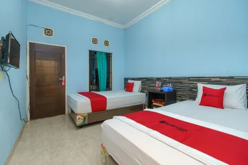 RedDoorz Syariah @ Mora Garden Bungo Hotels in Bungo Dani