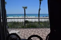 Days Inn by Wyndham Panama City Beach/Ocean Front - Ocean View