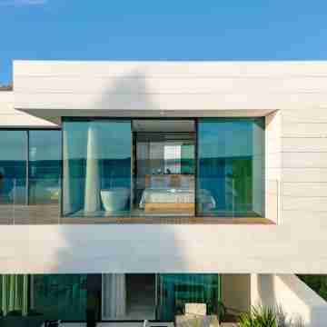 5-Star Villa Calma II with Heated Pool & Jacuzzi Oasis Hotel Exterior