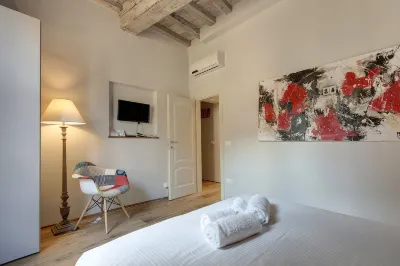 馬莫弗洛倫薩 - 波希米公寓 聖神大殿住宿飯店