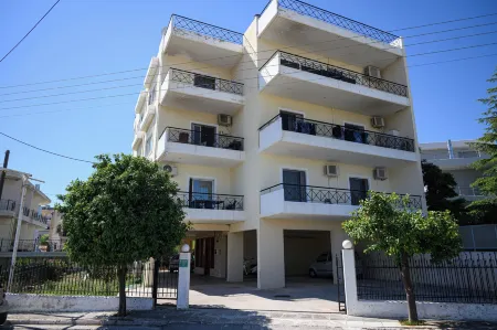 Alexander Apartments Airport Отели в г. Спата-Артемида