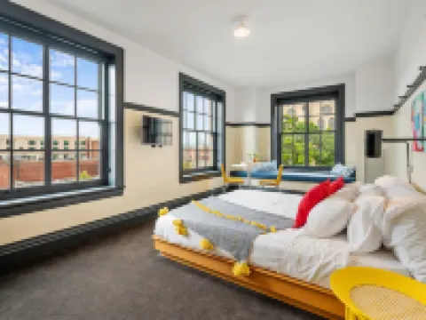 The Maverick by Kasa Hotels in Pittsburgh