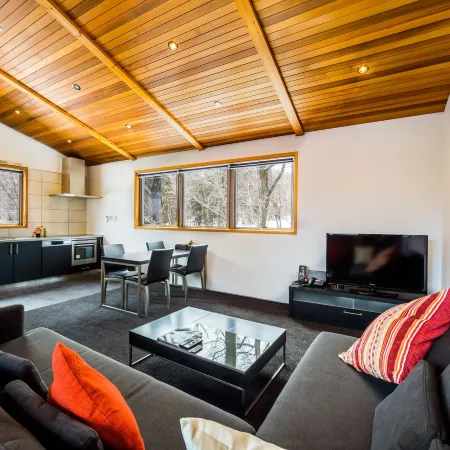 Phoenix Chalets by Hhg