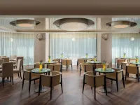 부쿠레슈티 유니리 광장 - 핸드리튼 컬렉션