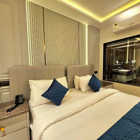 Hotel Mansarover Paradise