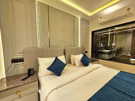 Hotel Mansarover Paradise