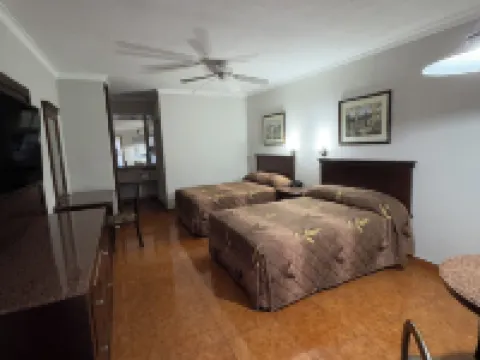 Hotel San Martin Hotels in Hermosillo