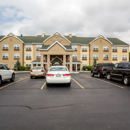 Country Inn & Suites by Radisson, Fond du Lac, WI