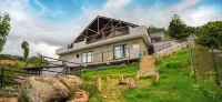 Leopardrock Wilderness Resort - parking