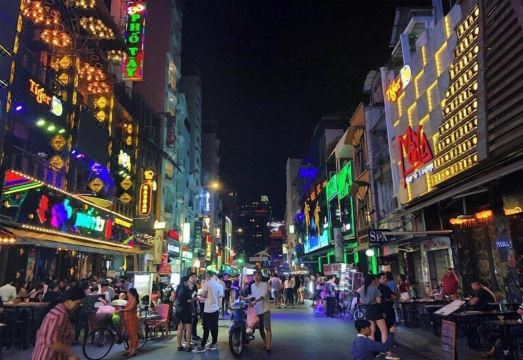 1. 4군의 아파트먼..