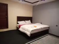 卡楚拉月亮度假村