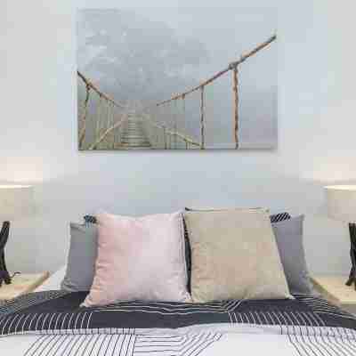 Sky Heart of Bne City 2Bed Apt Pool& Gym Qbn222-18 Rooms