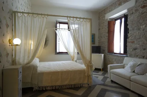 Palazzo Scura Hotels in Tarsia