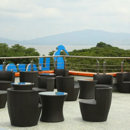 Heron Hotel