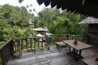 無花果樹山度假村 義合豆蔻廠附近的飯店