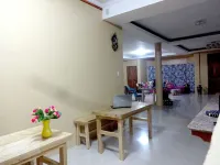 The Yellow House Hotels in Baclayon