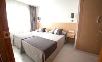 Aparthotel Acuazul