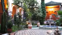 Riad Jaouhara Hotel di 