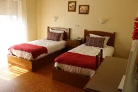 A Muralha Hotels in Almeida
