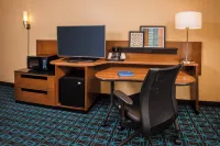 Fairfield Inn & Suites Dulles Airport Chantilly - 3-Star